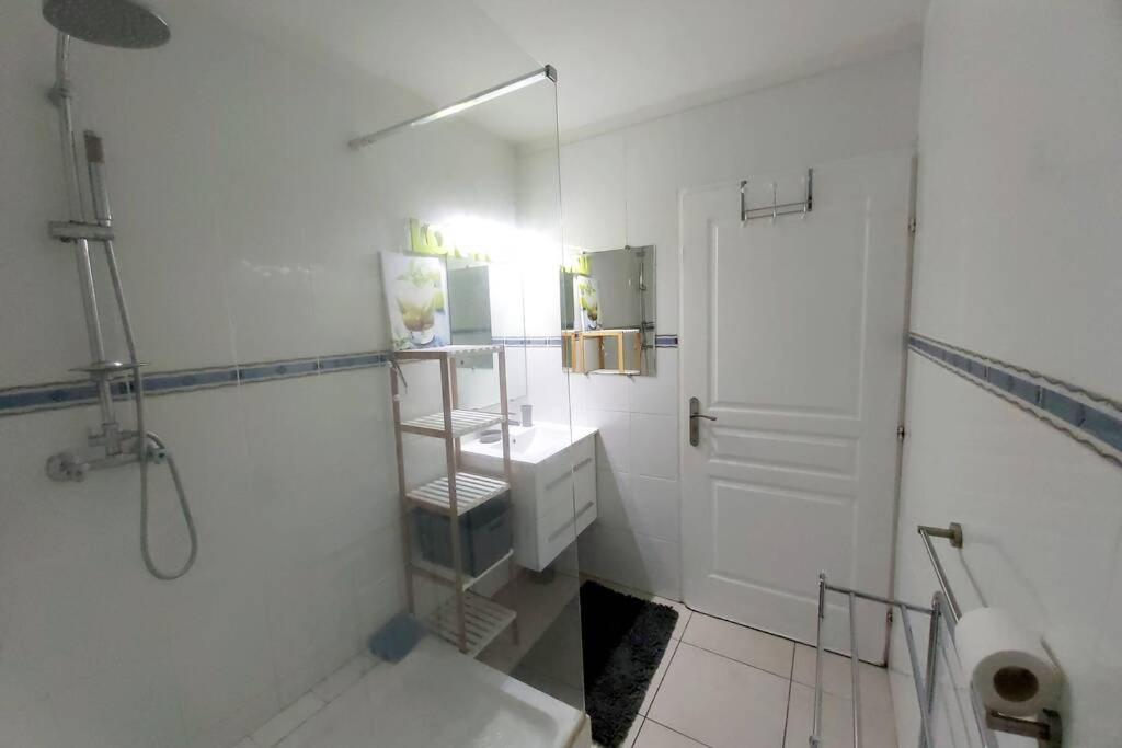 Appartement Face A La Marina Du Marin Martinique Le Marin Екстериор снимка