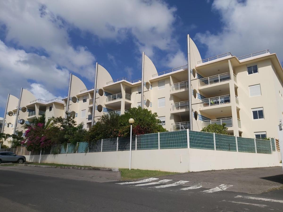 Appartement Face A La Marina Du Marin Martinique Le Marin Екстериор снимка